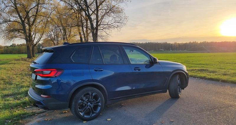 BMW X5 cena 306270 przebieg: 40000, rok produkcji 2022 z Rychwał małe 254